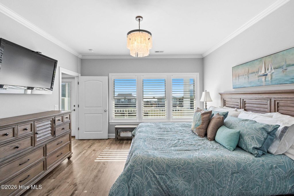 Image 34 of property listing at 392 Ocean Boulevard W, Supply, NC 28462