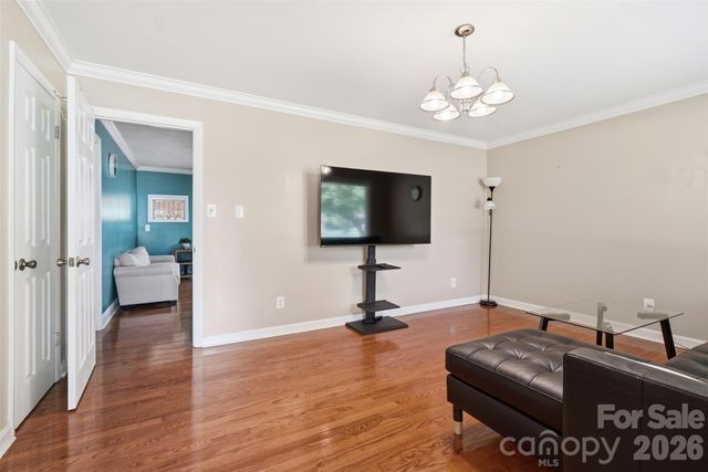 6108 Mallard Drive, Charlotte, NC 28227