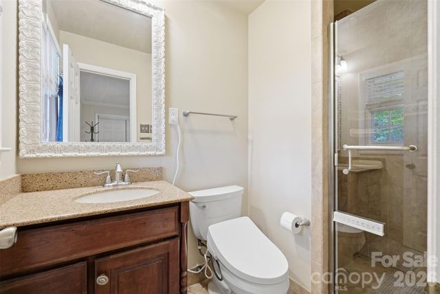6108 Mallard Drive, Charlotte, NC 28227