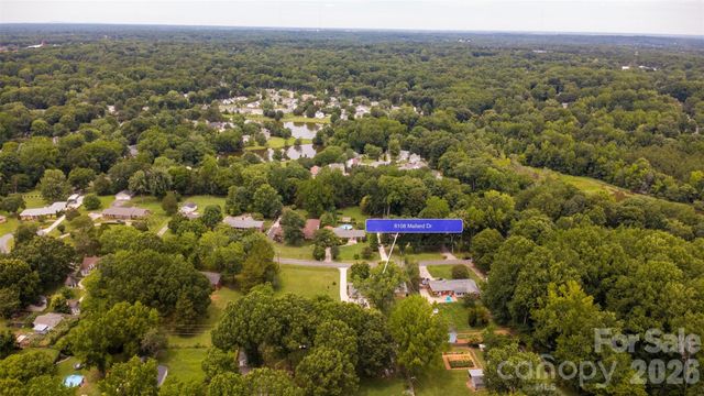 6108 Mallard Drive, Charlotte, NC 28227