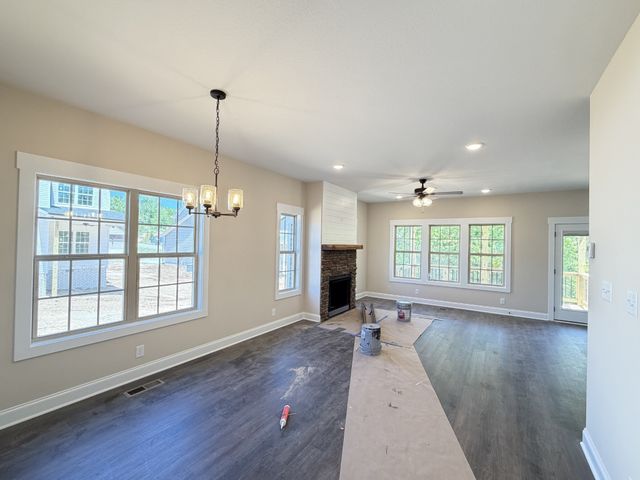128 Hummingbird Way, Clarksville, TN 37043