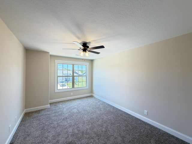 128 Hummingbird Way, Clarksville, TN 37043