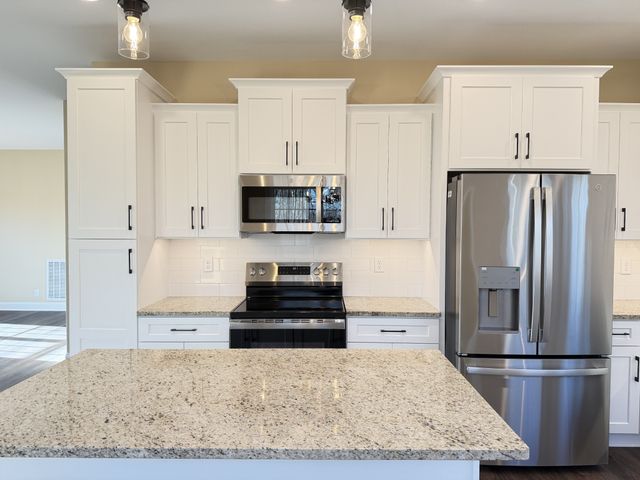 128 Hummingbird Way, Clarksville, TN 37043