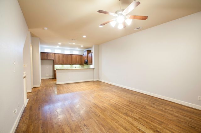 5124 Belmont Avenue, Dallas, TX 75206