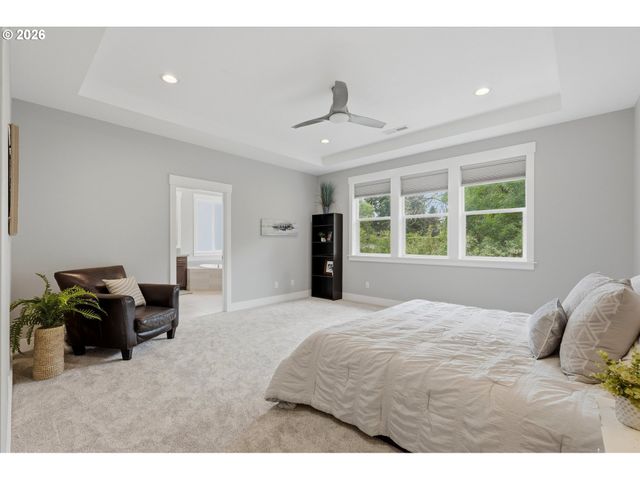 11409 Sw SUZANNE Pl, Portland, OR 97223