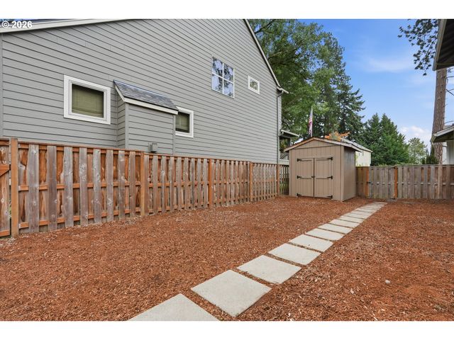 11409 Sw SUZANNE Pl, Portland, OR 97223