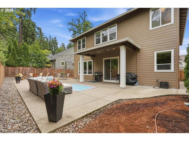 11409 Sw SUZANNE Pl, Portland, OR 97223