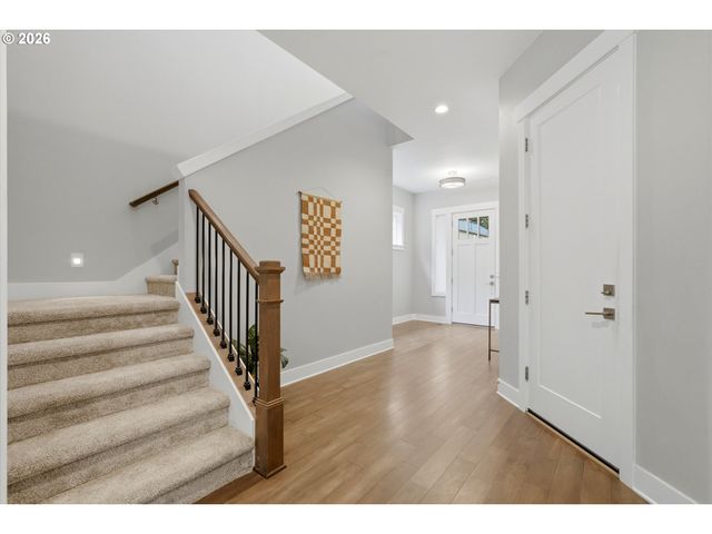 11409 Sw SUZANNE Pl, Portland, OR 97223