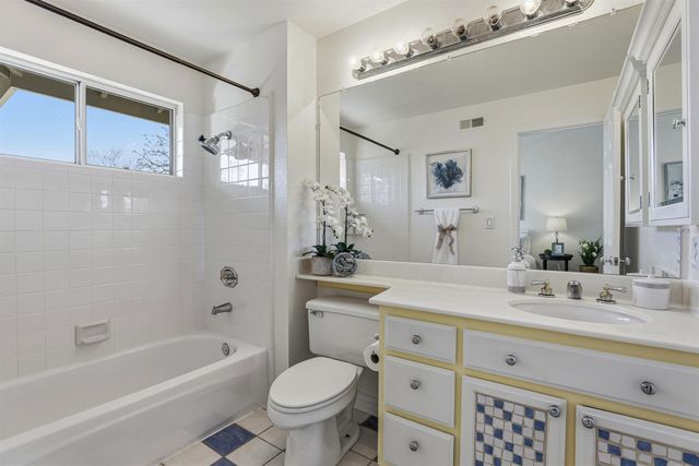 168 Tivoli Ln, Danville, CA 94506