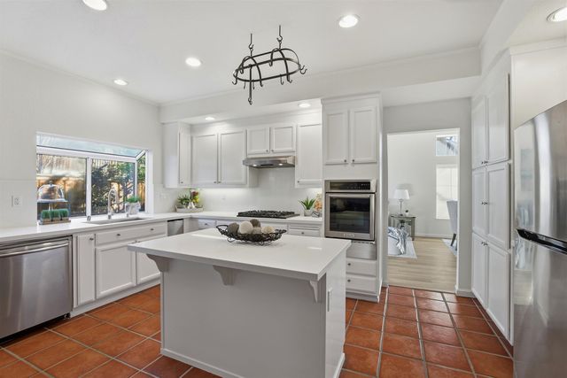 168 Tivoli Ln, Danville, CA 94506