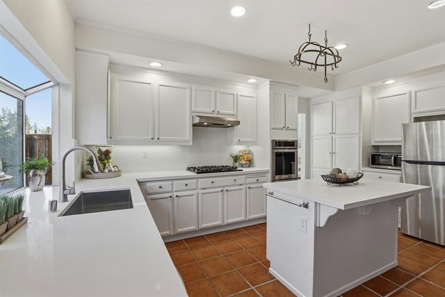 168 Tivoli Ln, Danville, CA 94506