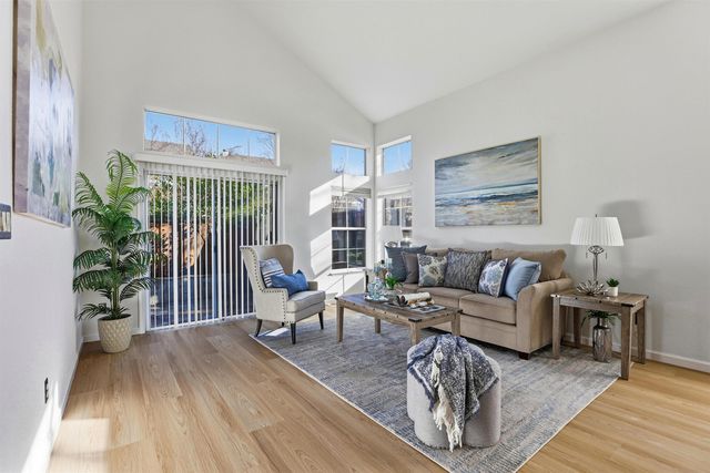 168 Tivoli Ln, Danville, CA 94506