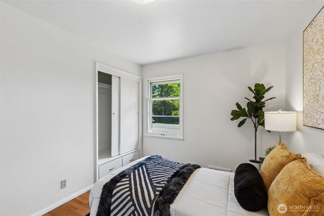 14205 11th Avenue SW, Burien, WA 98166