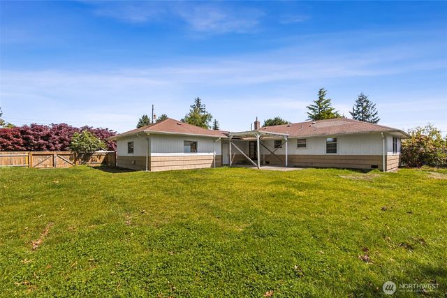 14205 11th Avenue SW, Burien, WA 98166