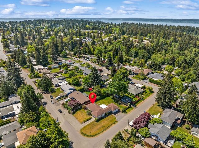 14205 11th Avenue SW, Burien, WA 98166