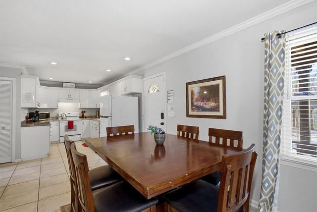 858 River Forest Run, Cleveland, GA 30528