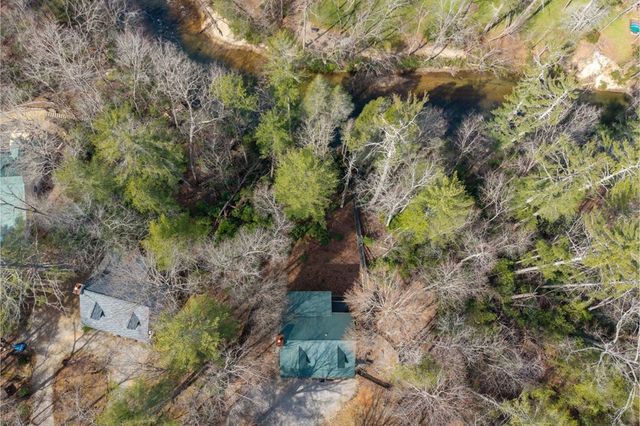 858 River Forest Run, Cleveland, GA 30528