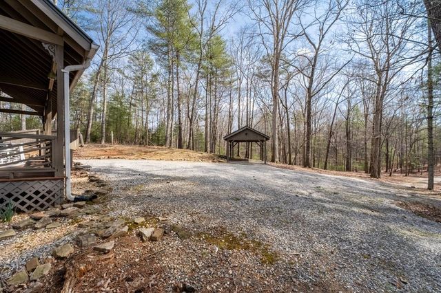 858 River Forest Run, Cleveland, GA 30528