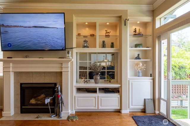8304 Vashon Drive NE, Lacey, WA 98516