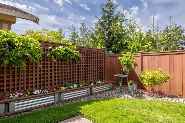 8304 Vashon Drive NE, Lacey, WA 98516
