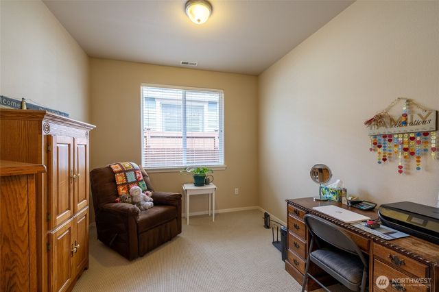 8304 Vashon Drive NE, Lacey, WA 98516