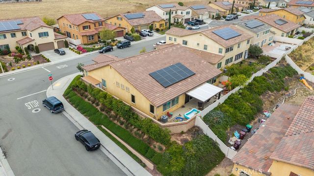 1589 Chinook, Beaumont, CA 92223