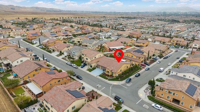 1589 Chinook, Beaumont, CA 92223