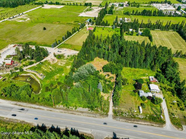 477545 US-95, Ponderay, ID 83852