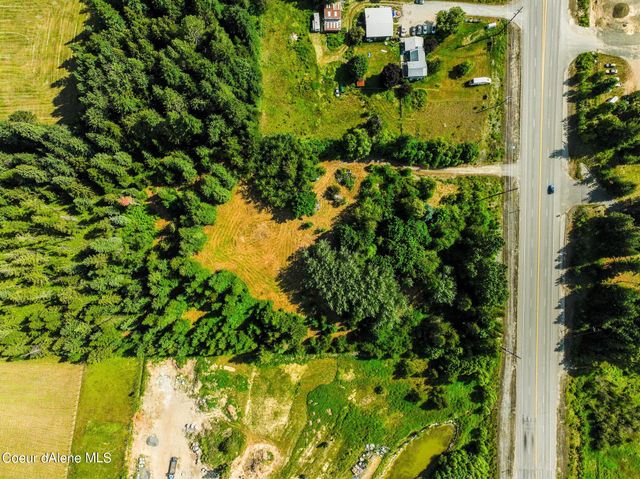 477545 US-95, Ponderay, ID 83852