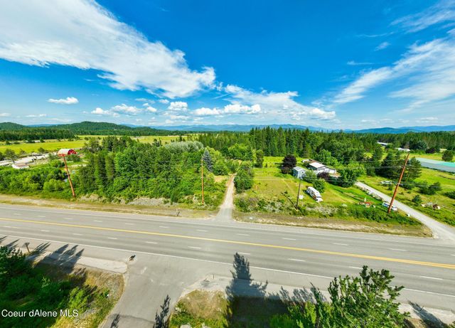 477545 US-95, Ponderay, ID 83852