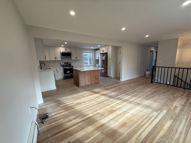 1 Shepard Avenue, Salem, NH 03079