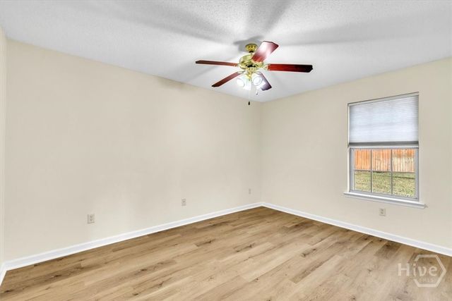 90 Charleston Court, Midway, GA 31320