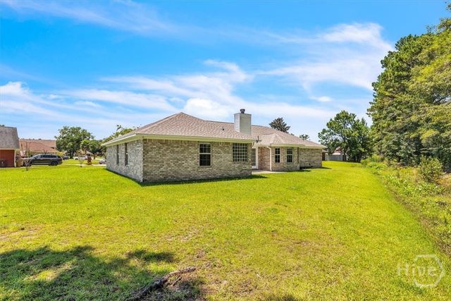 90 Charleston Court, Midway, GA 31320