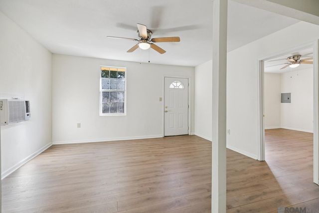 2371 E Smiley Ave, Baton Rouge, LA 70806