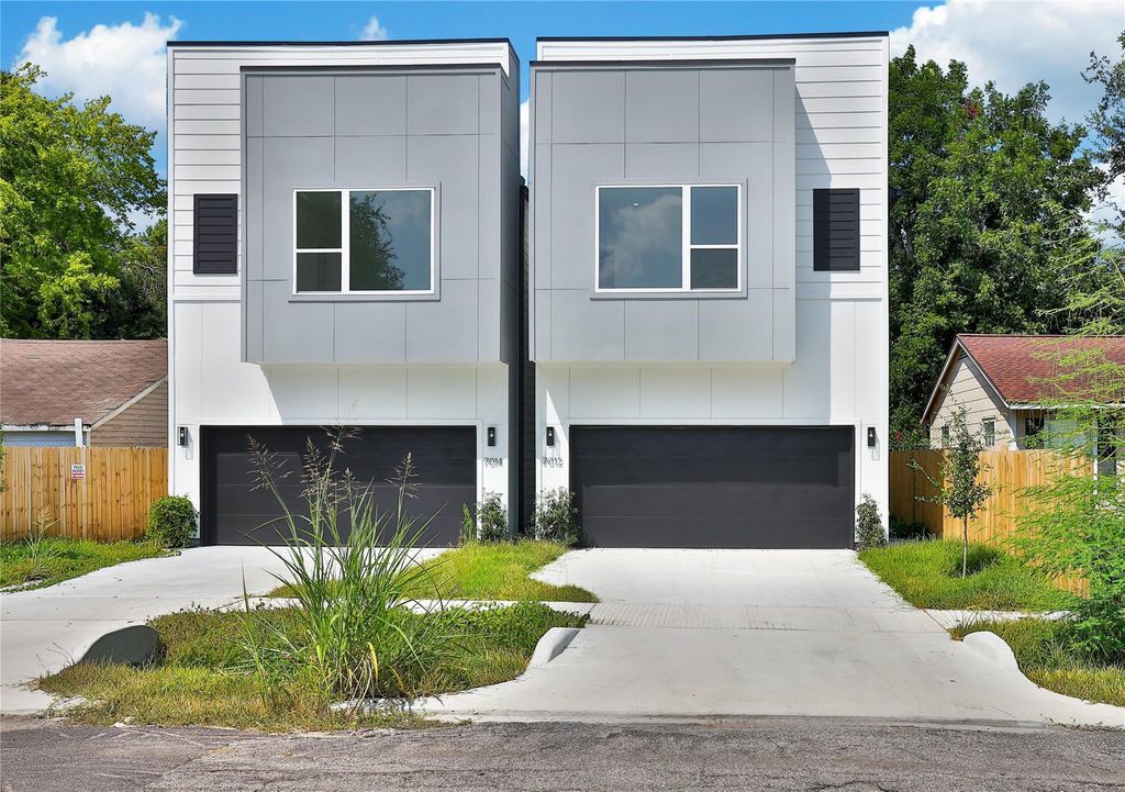 7012 Saint Augustine Street, Houston, TX 77021