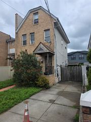 19415 120th Avenue, Saint Albans, NY 11412
