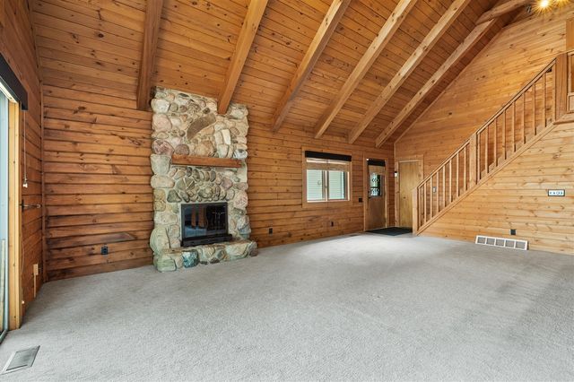 9715 Woodlawn Drive, Portage, MI 49002