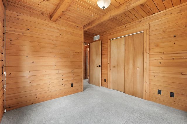 9715 Woodlawn Drive, Portage, MI 49002