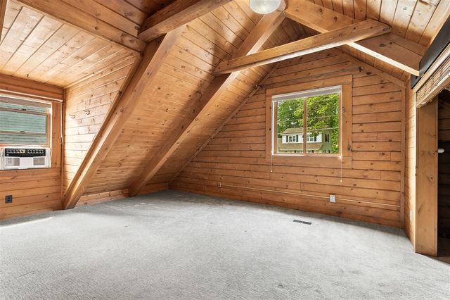 9715 Woodlawn Drive, Portage, MI 49002