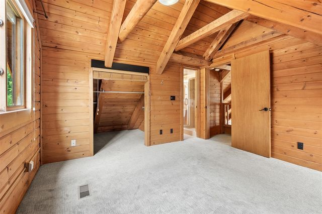 9715 Woodlawn Drive, Portage, MI 49002