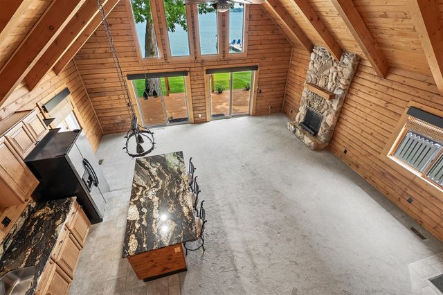 9715 Woodlawn Drive, Portage, MI 49002