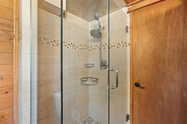 9715 Woodlawn Drive, Portage, MI 49002