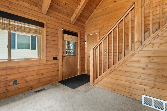 9715 Woodlawn Drive, Portage, MI 49002