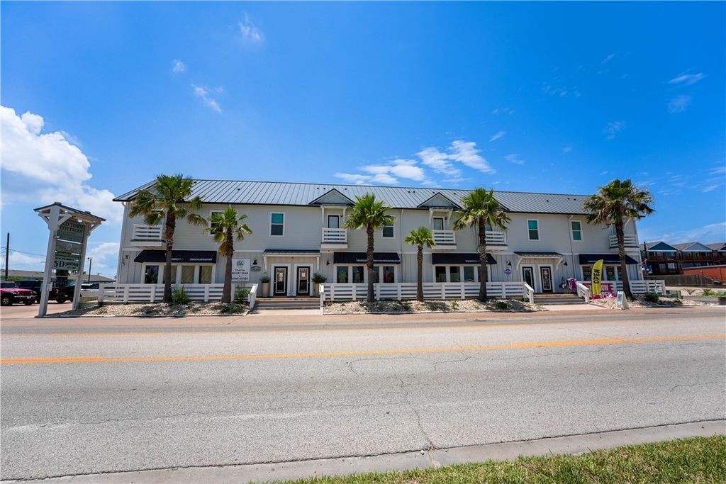 129 N Alister St 105, Port Aransas, TX 78373