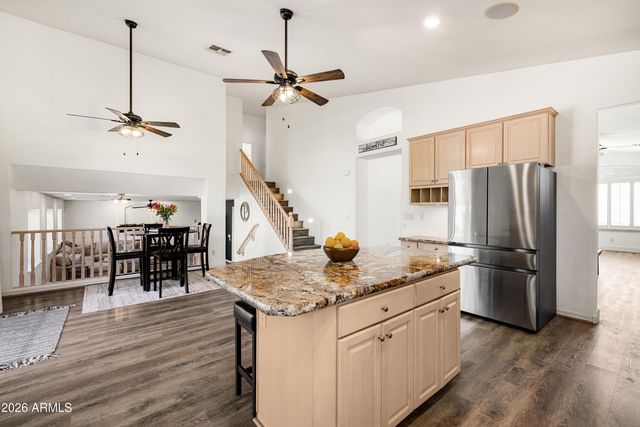 7042 W MORNING DOVE Drive, Glendale, AZ 85308