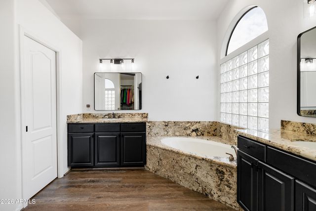 7042 W MORNING DOVE Drive, Glendale, AZ 85308