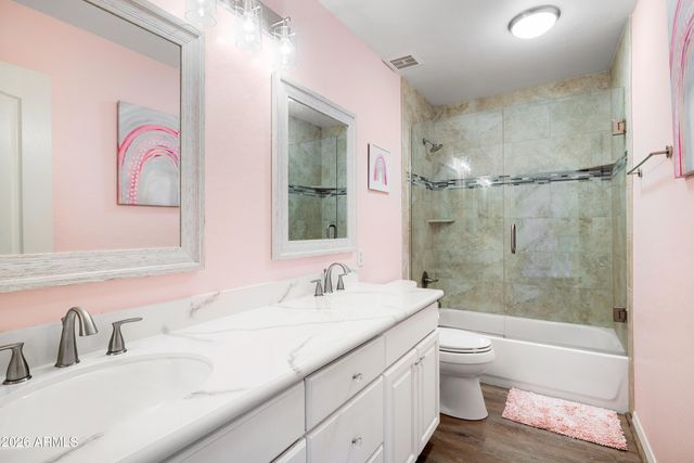 7042 W MORNING DOVE Drive, Glendale, AZ 85308