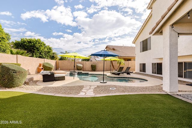 7042 W MORNING DOVE Drive, Glendale, AZ 85308