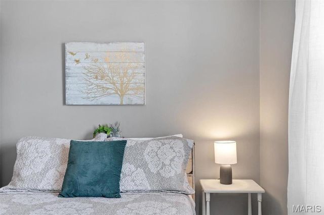 518 W 7th Street, Hermann, MO 65041