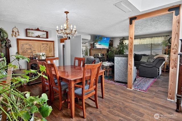 2573 Deer Park Road, Port Angeles, WA 98362
